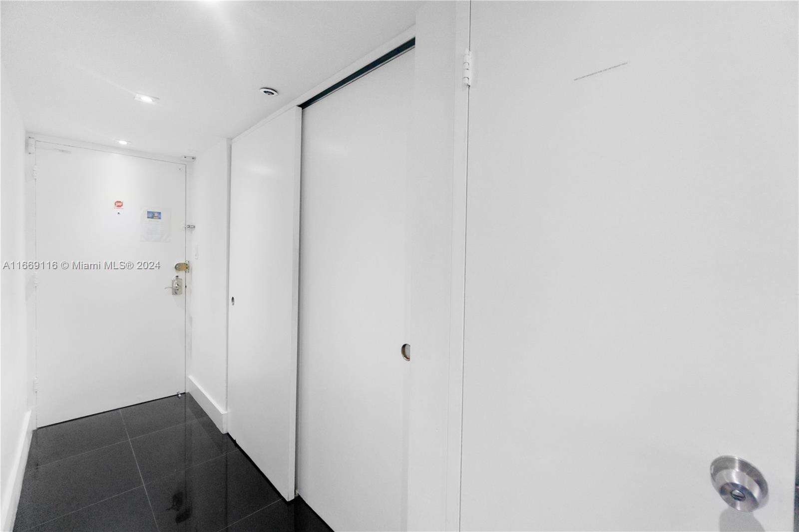 Decoplage Unit #1418 | Picture 10