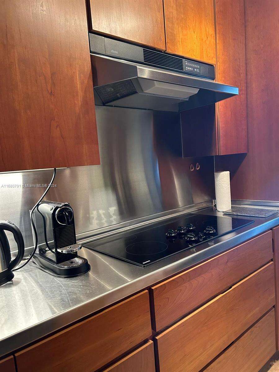 Decoplage Unit #608 | Picture 24