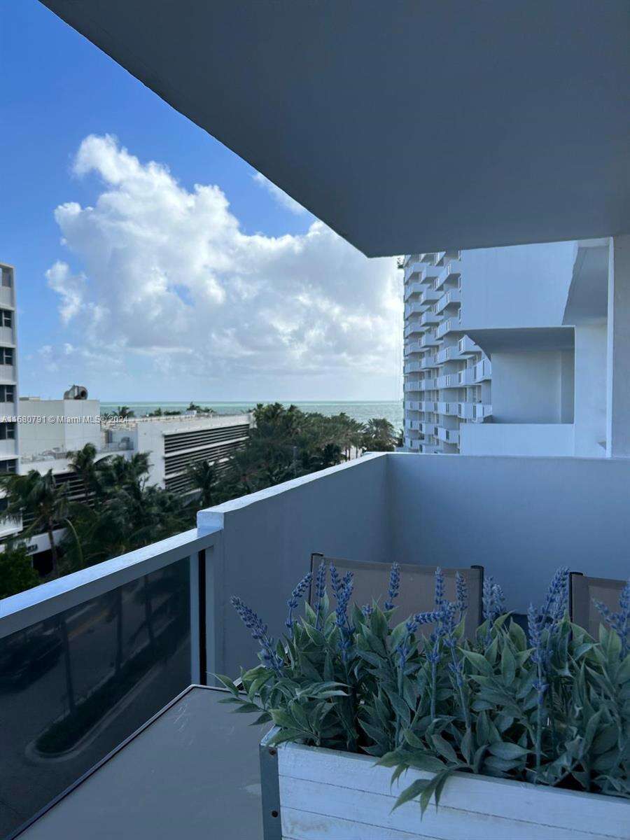 Decoplage Unit #608 | Picture 28