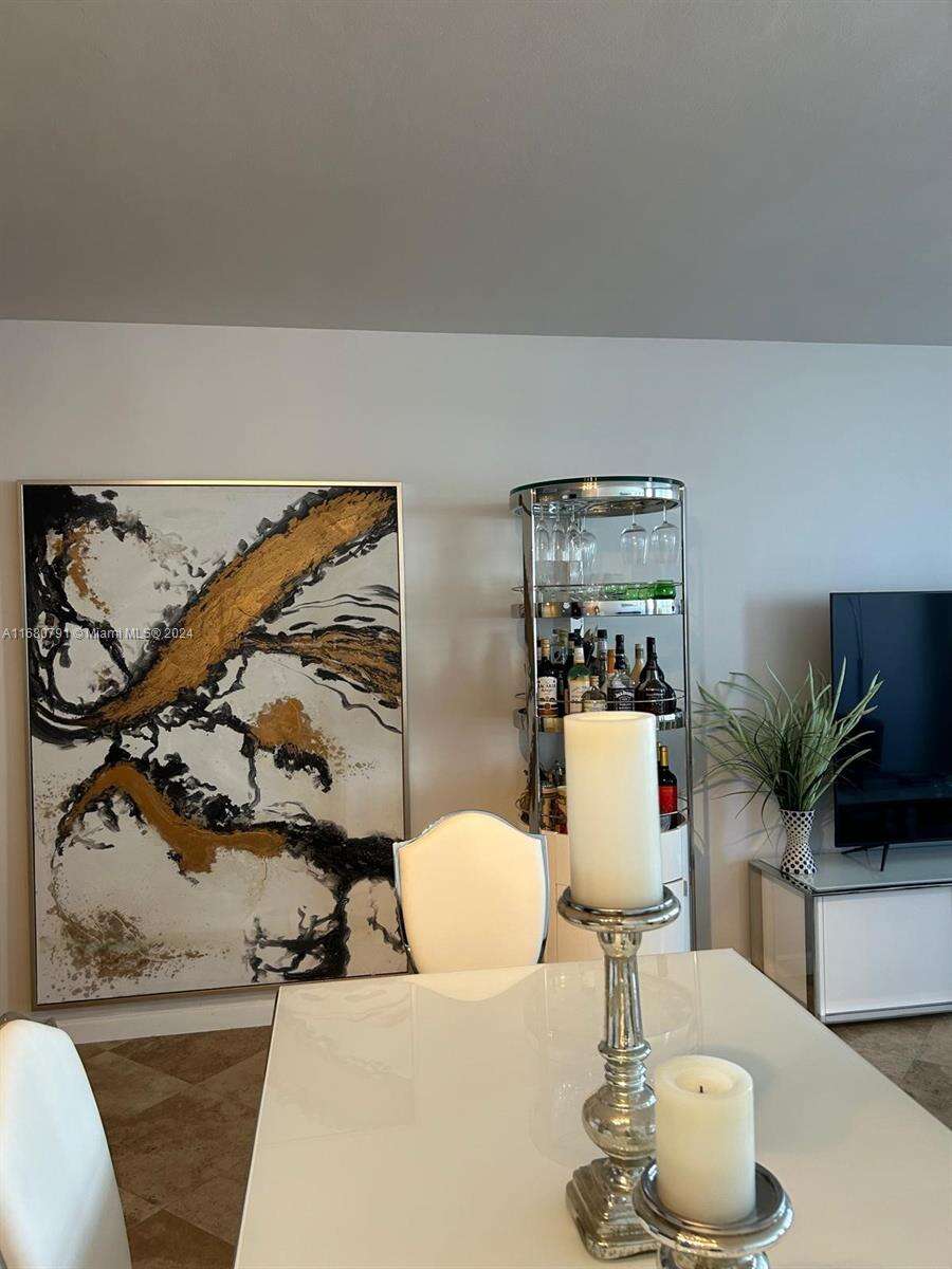 Decoplage Unit #608 | Picture 4