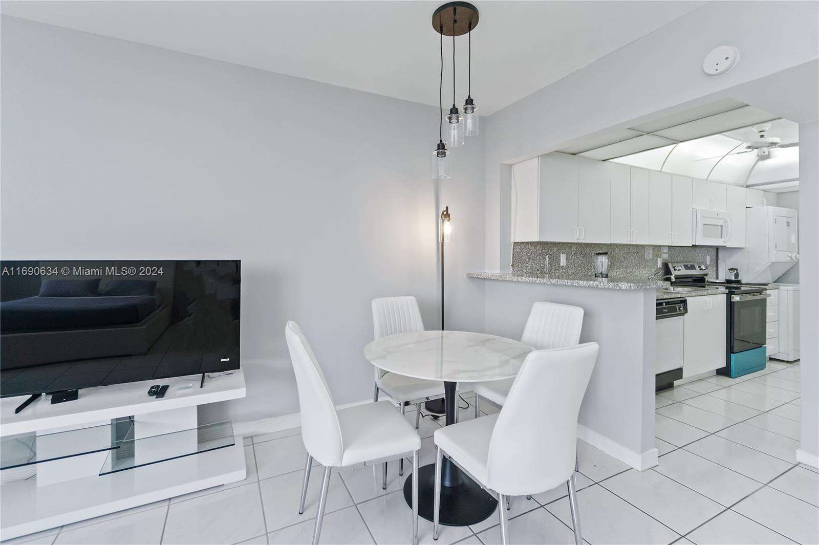 Decoplage Unit #1016 | Picture 8