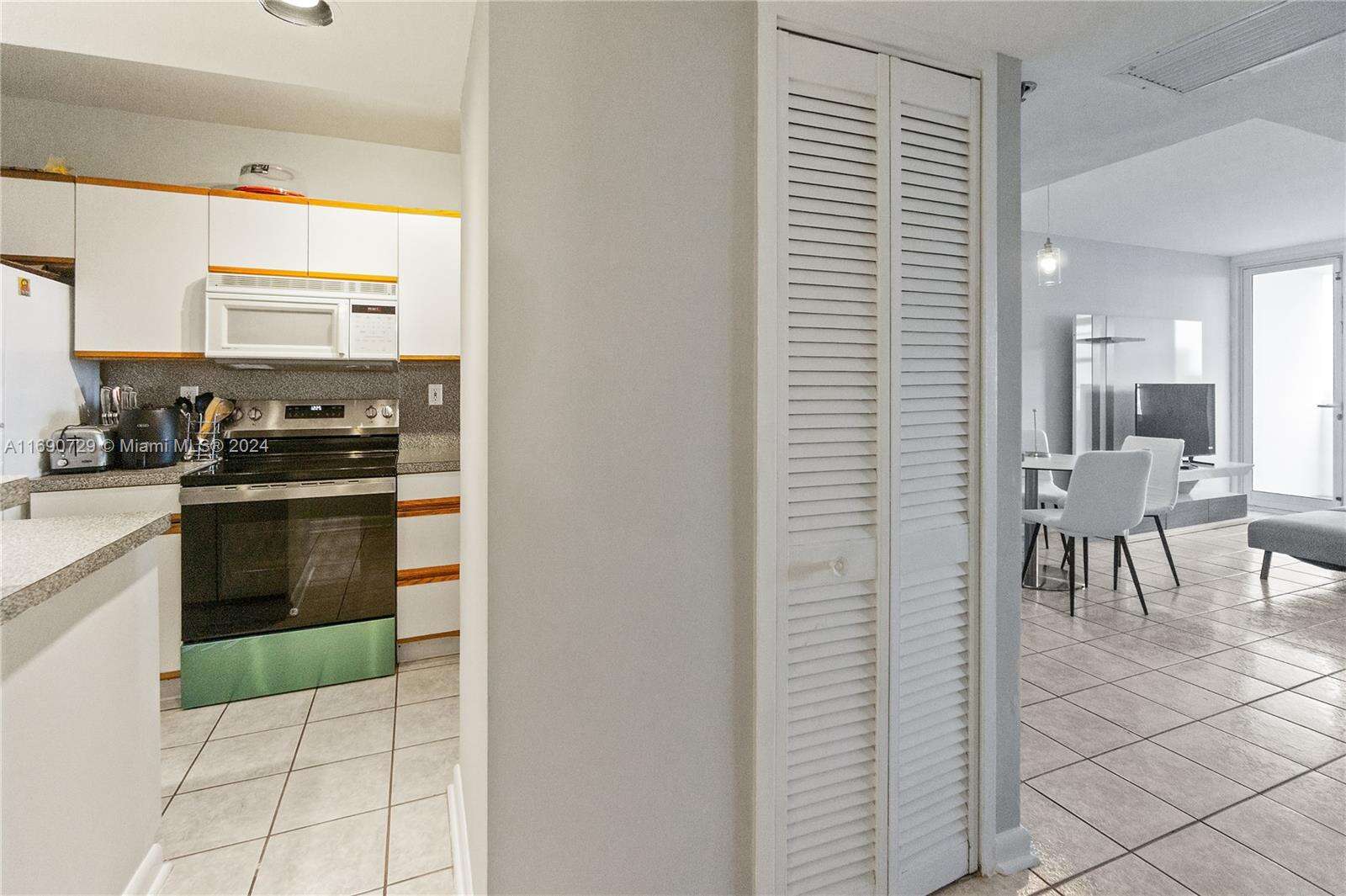 Decoplage Unit #1019 | Picture 7