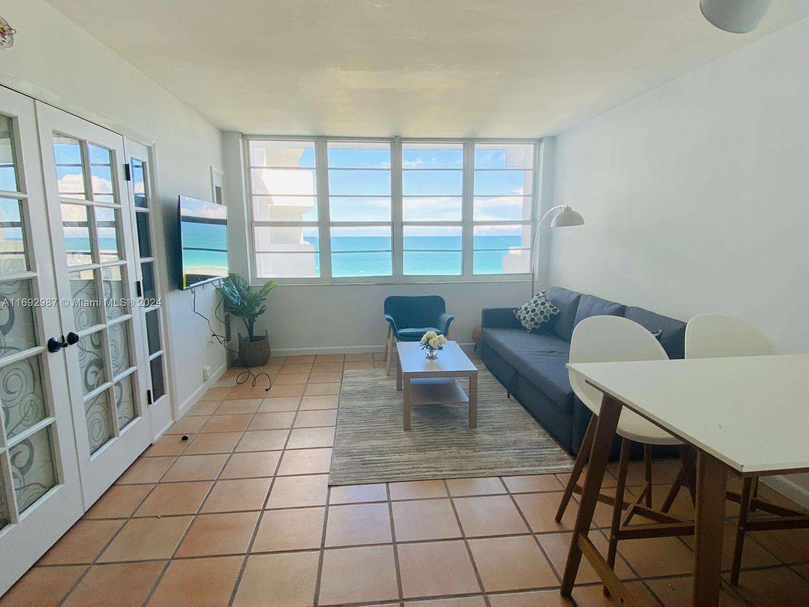 Decoplage Unit #1115 | Picture 5