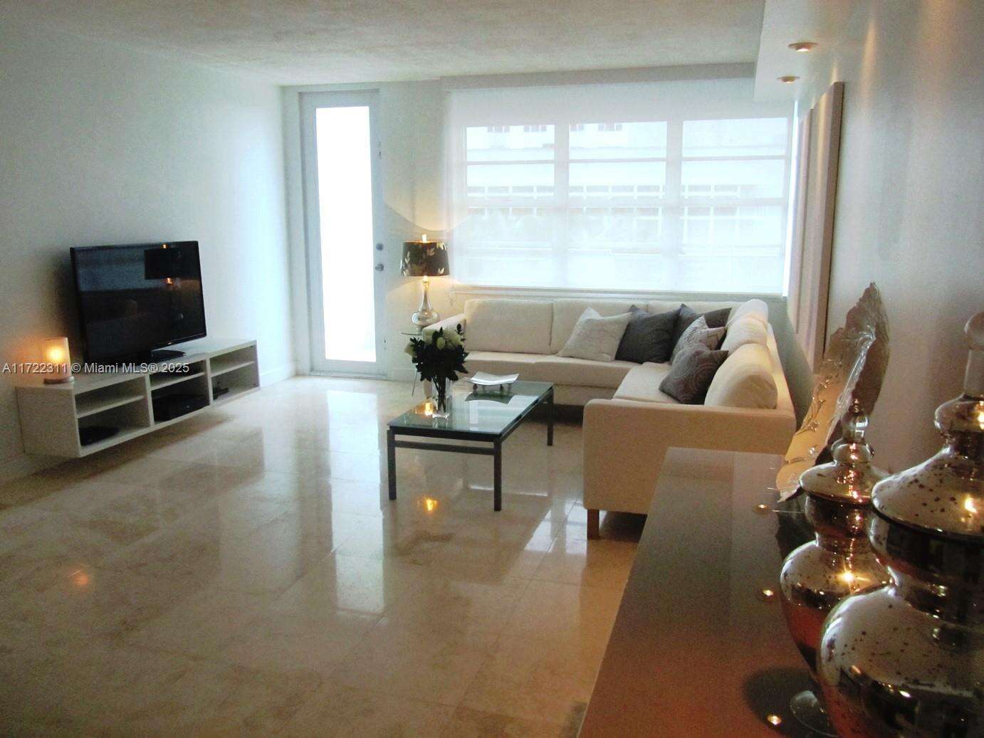 Decoplage South Beach For Rent | Unit #302