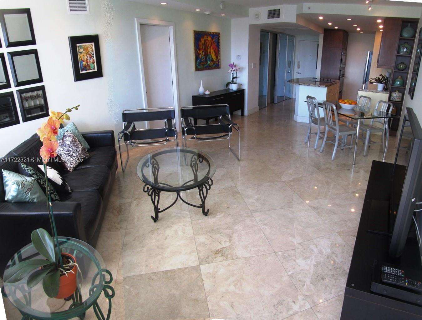 Decoplage Unit #444 | Picture 4