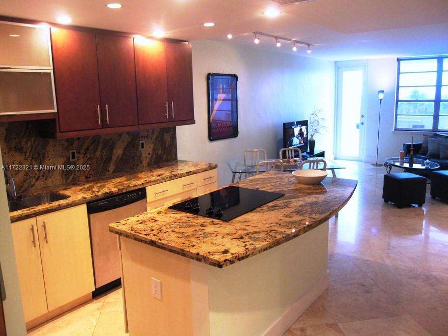 Decoplage Unit #444 | Picture 9