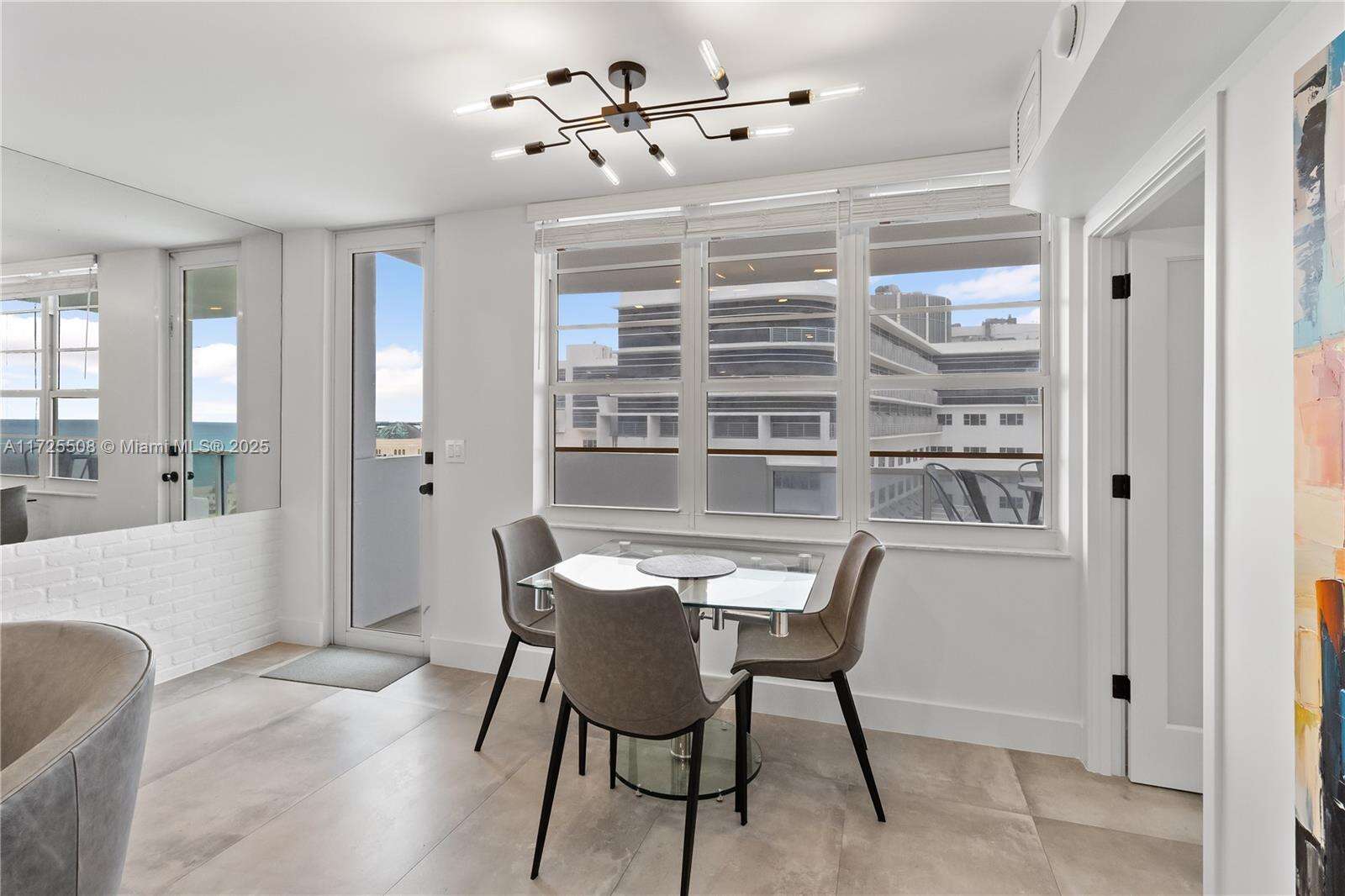 Decoplage Unit #1033 | Picture 12