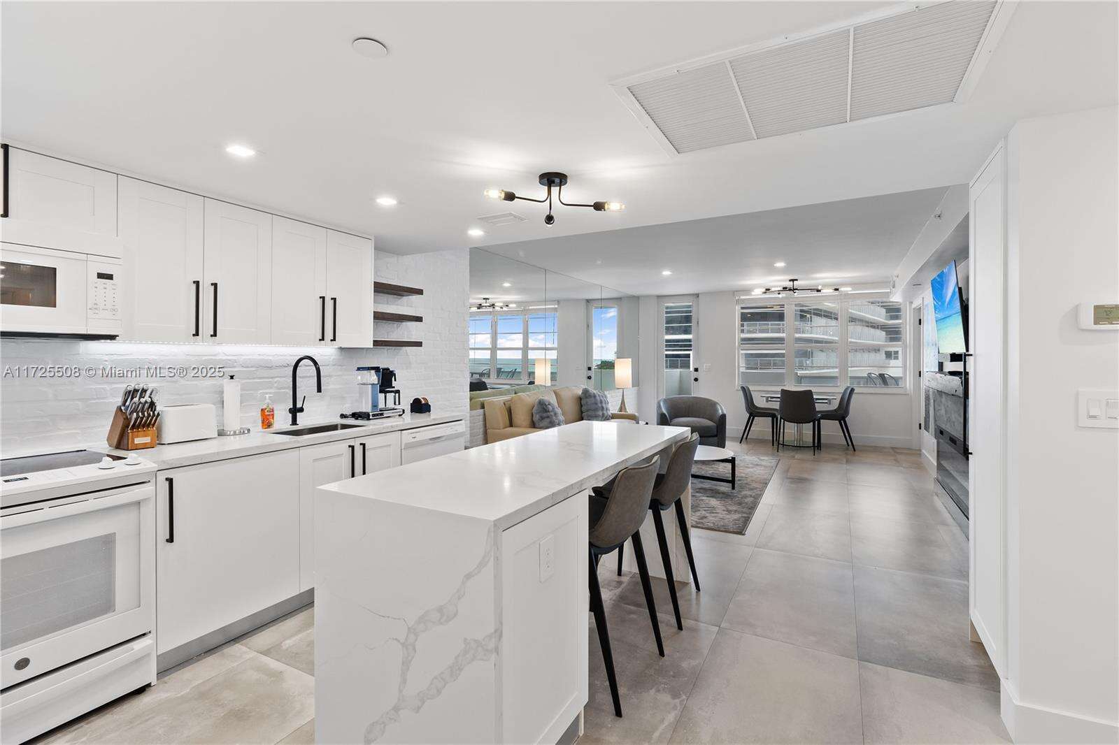 Decoplage Unit #1033 | Picture 9