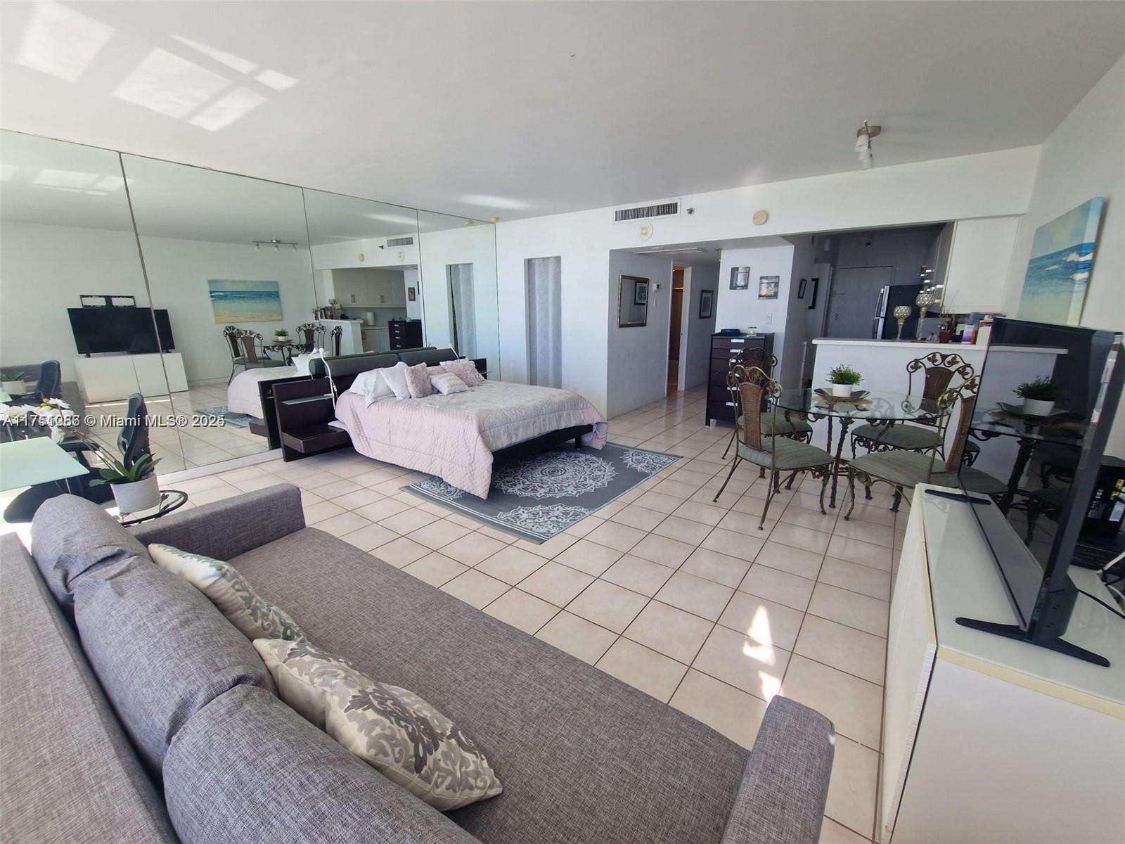 Decoplage South Beach For Rent | Unit #1136