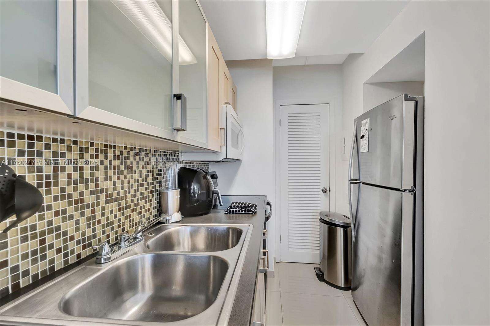 Decoplage Unit #417 | Picture 14