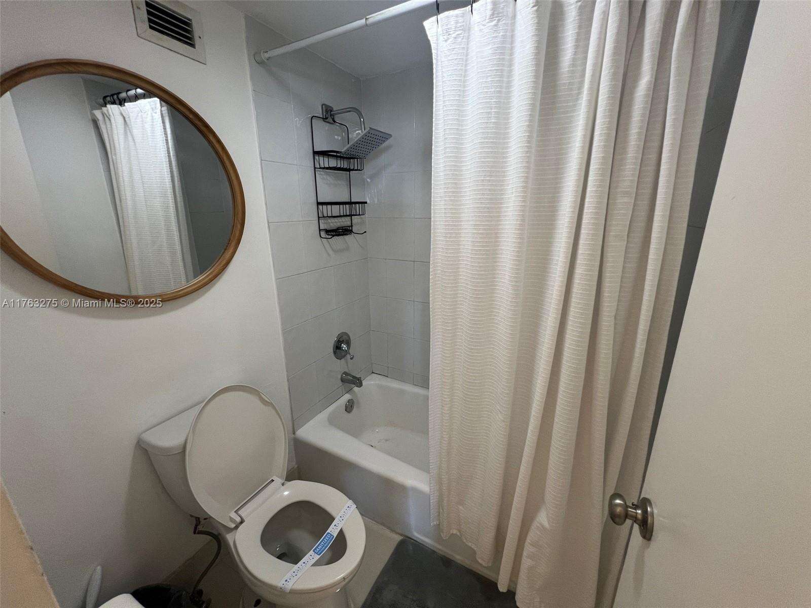 Decoplage Unit #945 | Picture 21