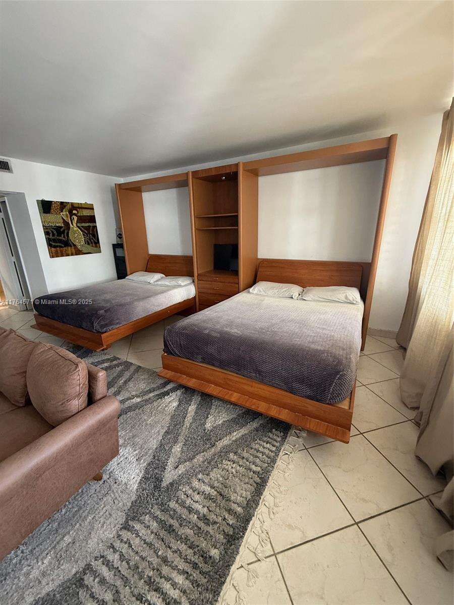 Decoplage South Beach For Rent | Unit #520