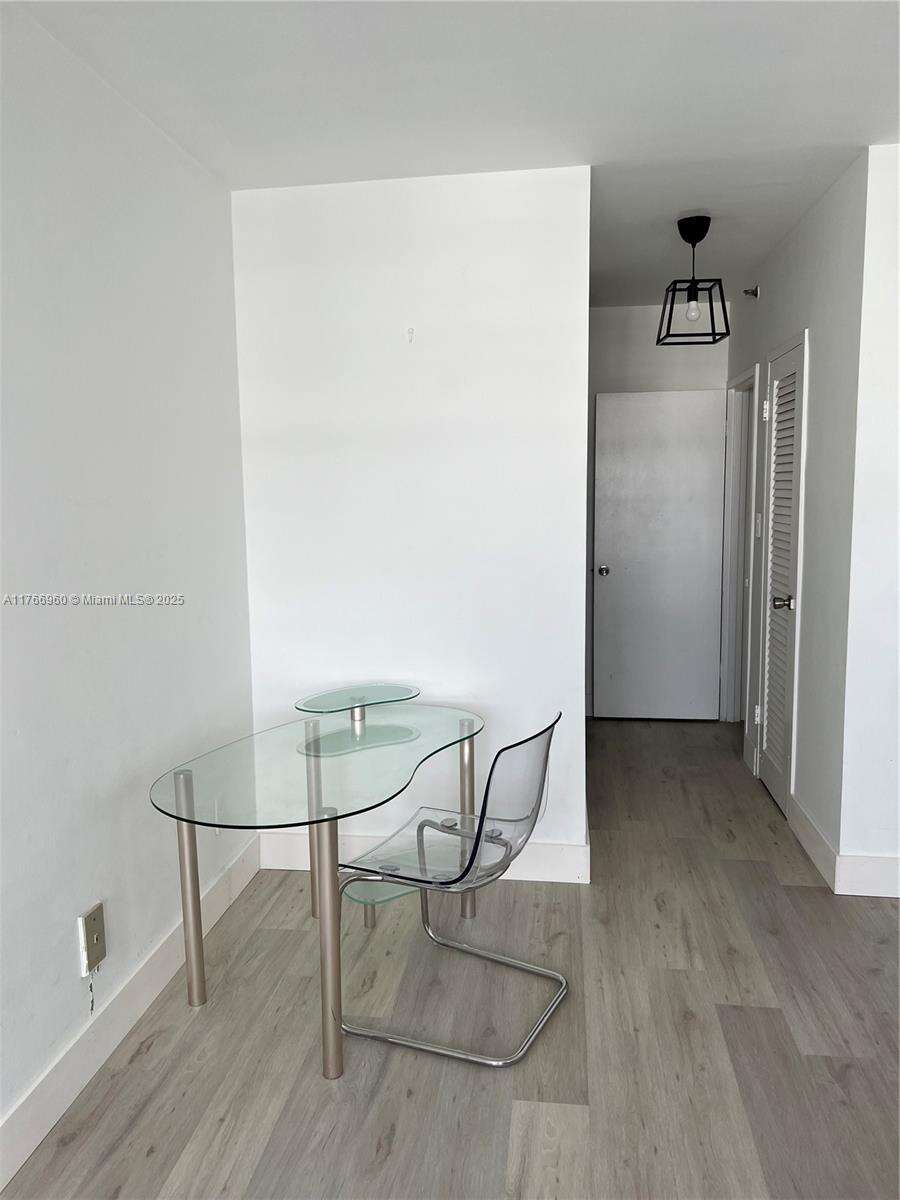 Decoplage Unit #1541 | Picture 7