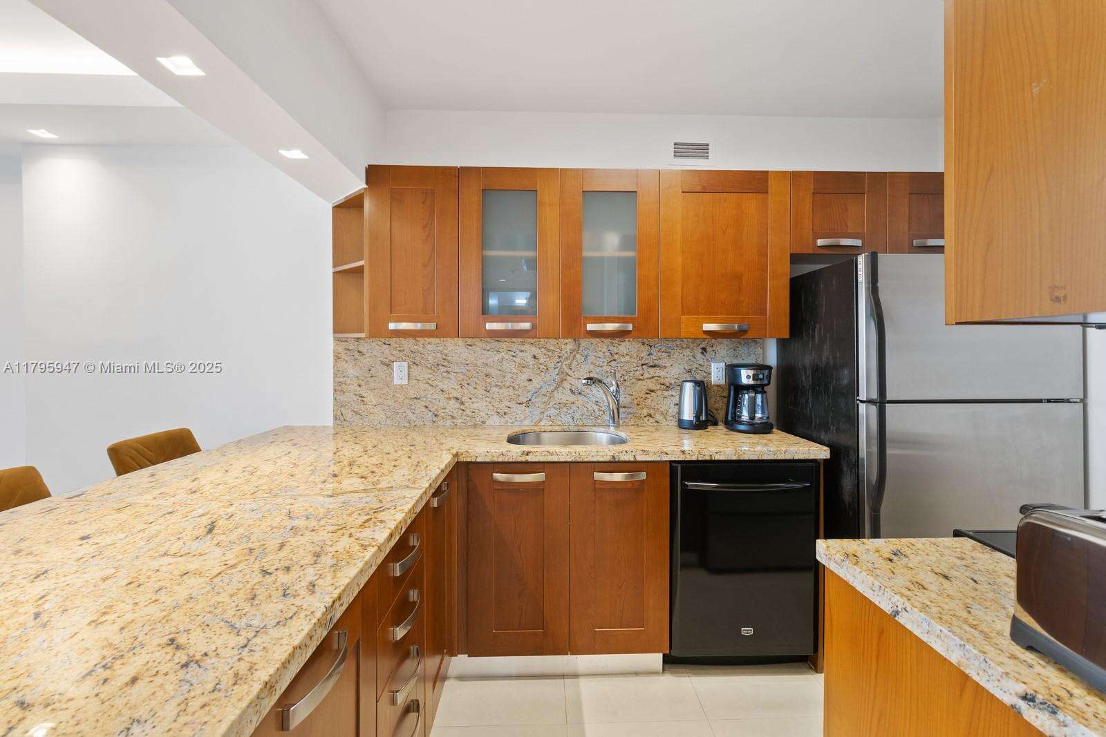 Decoplage Unit #543 | Picture 9