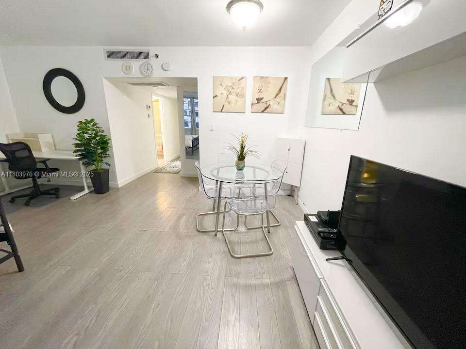 Decoplage South Beach For Rent | Unit #405
