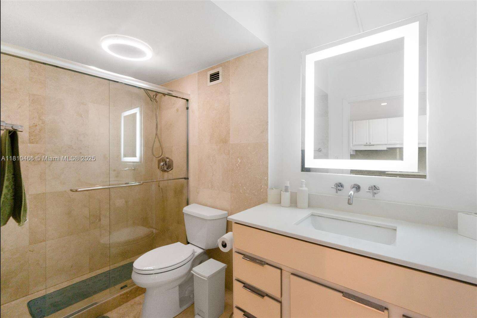 Decoplage Unit #827 | Picture 12