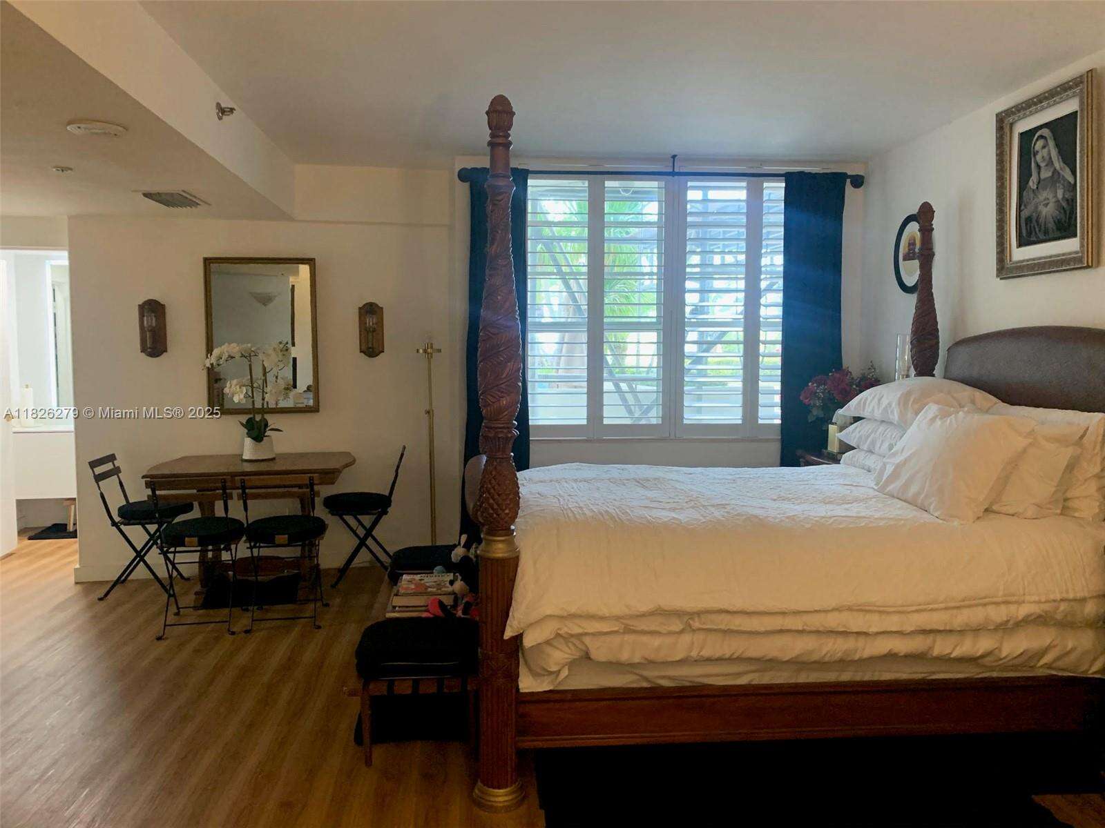 Decoplage Unit #315 | Picture 3