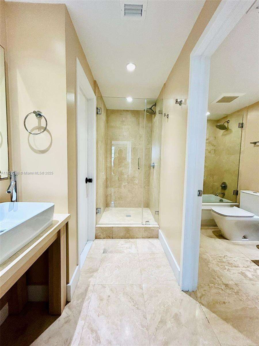 Decoplage Unit #1429 | Picture 10