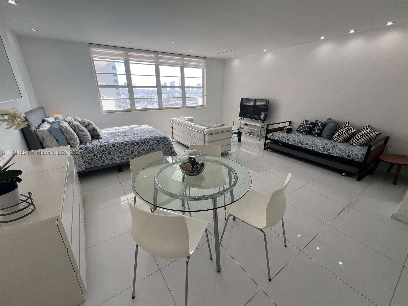 Decoplage Unit #1601 | Picture 4