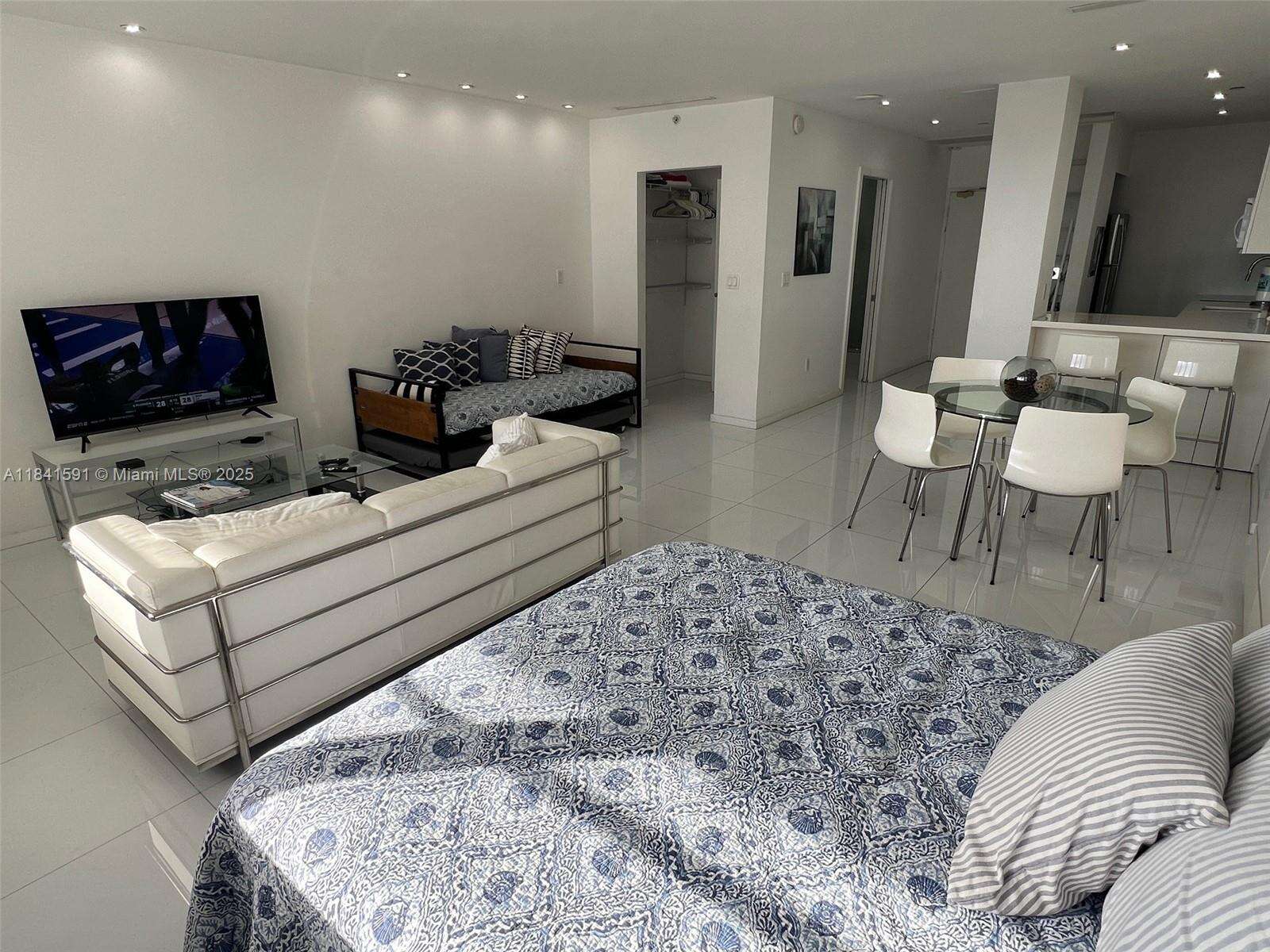 Decoplage Unit #1601 | Picture 8