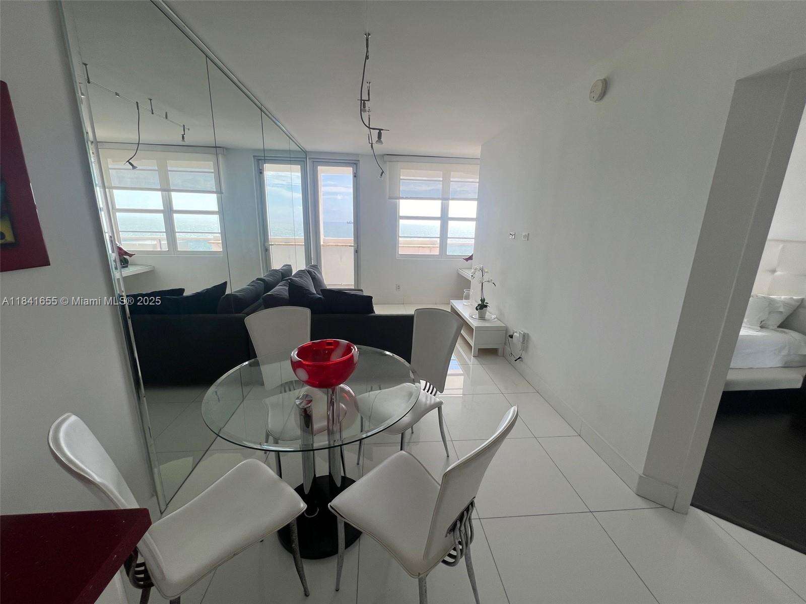 Decoplage Unit #1419 | Picture 11