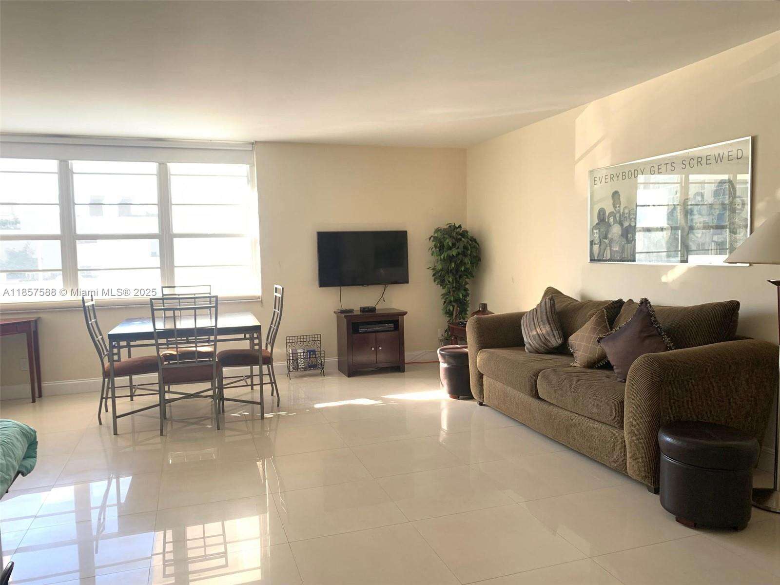 Decoplage South Beach For Rent | Unit #316
