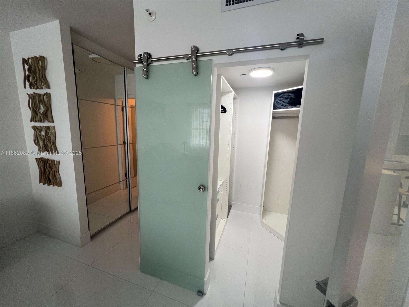 Decoplage Unit #1022 | Picture 34