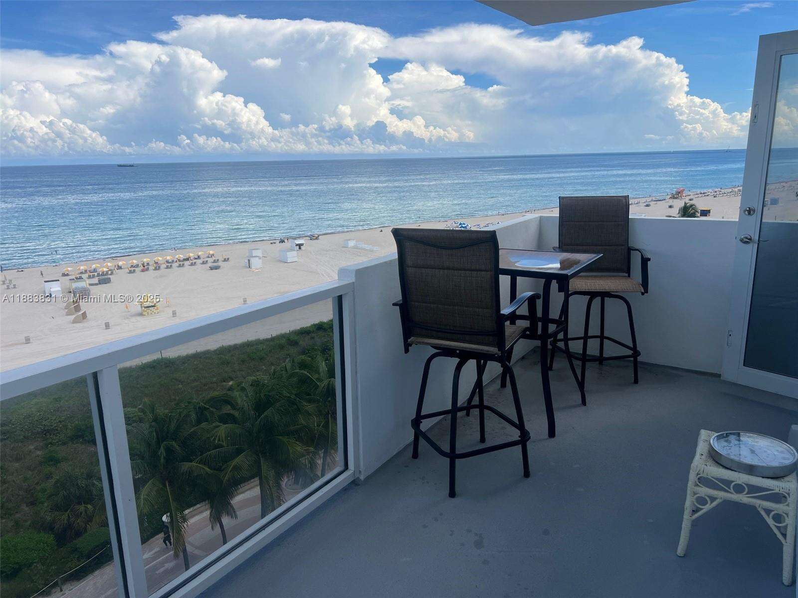 Decoplage Unit #848 | Picture 2