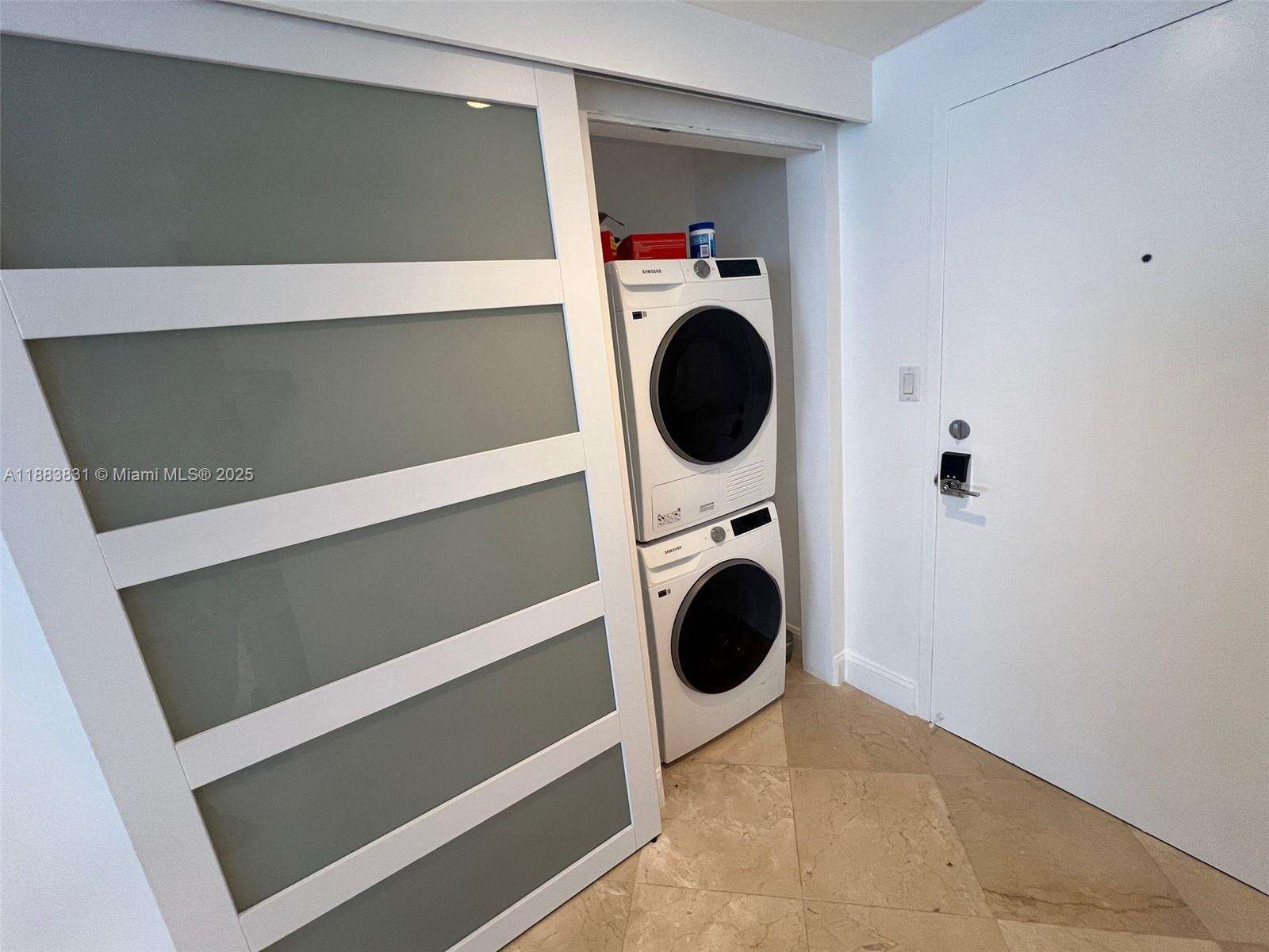 Decoplage Unit #848 | Picture 32