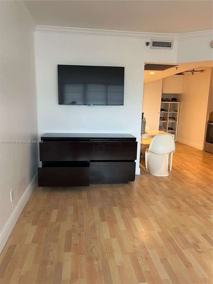 Decoplage Unit #615 | Picture 13