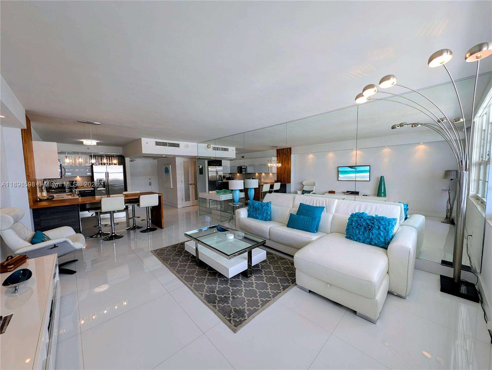 Decoplage South Beach For Rent | Unit #1008