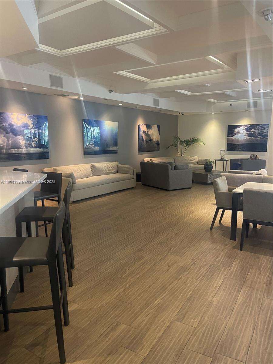 Decoplage Unit #1626 | Picture 16