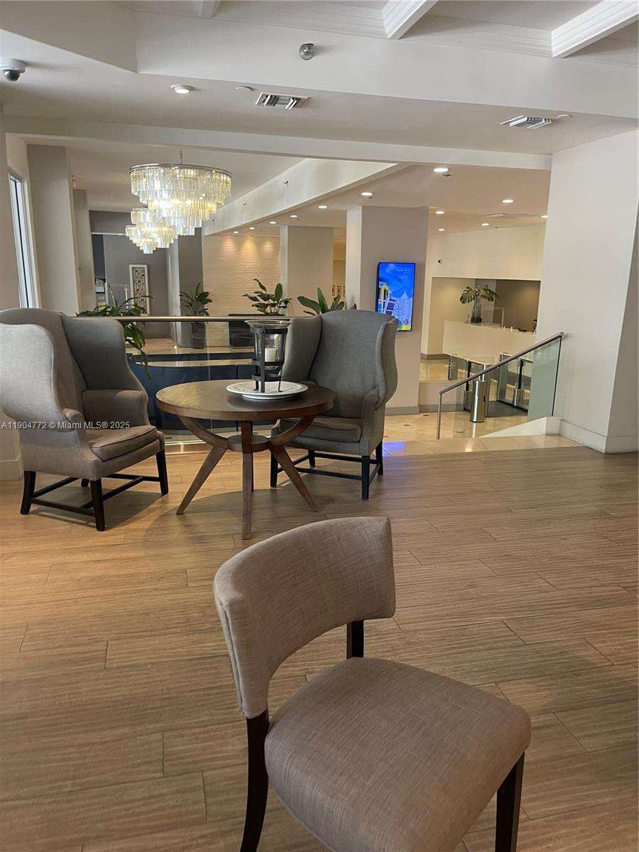 Decoplage Unit #1626 | Picture 43