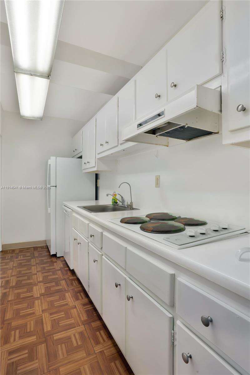 Decoplage Unit #607 | Picture 13