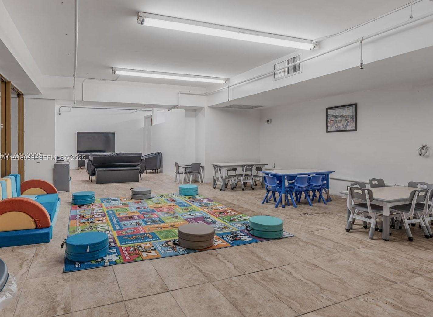 Decoplage Unit #1027 | Picture 20