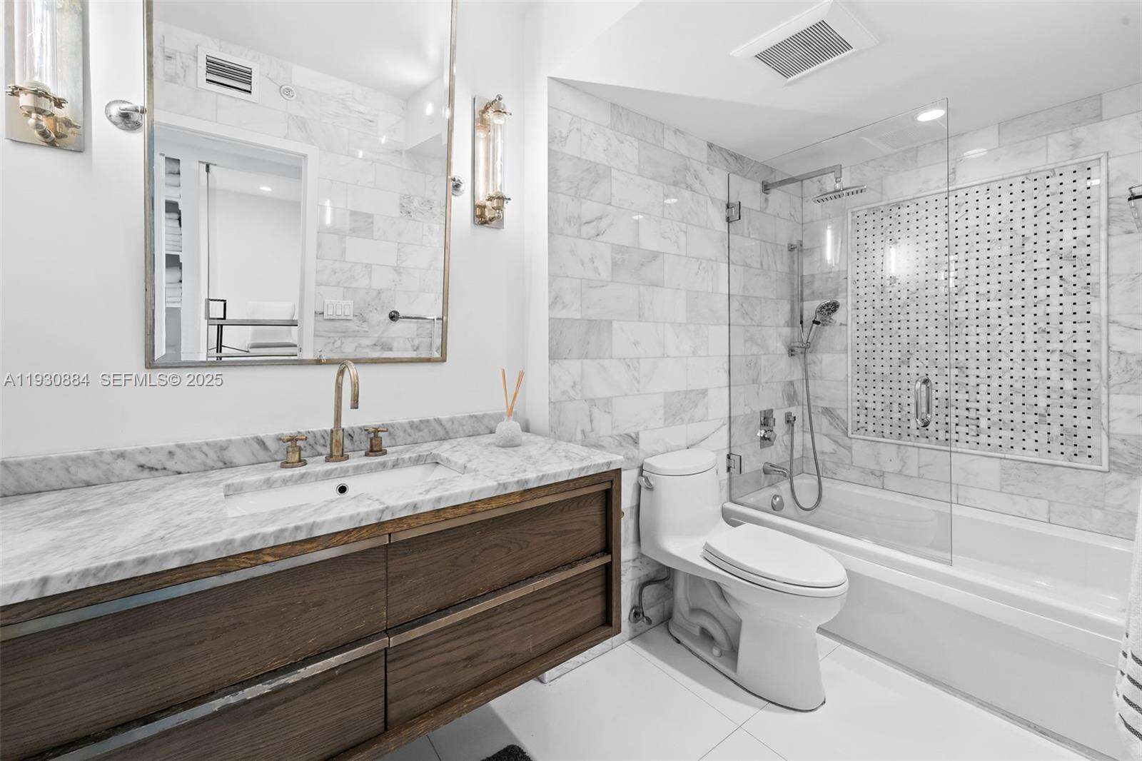 Decoplage Unit #1523 | Picture 17