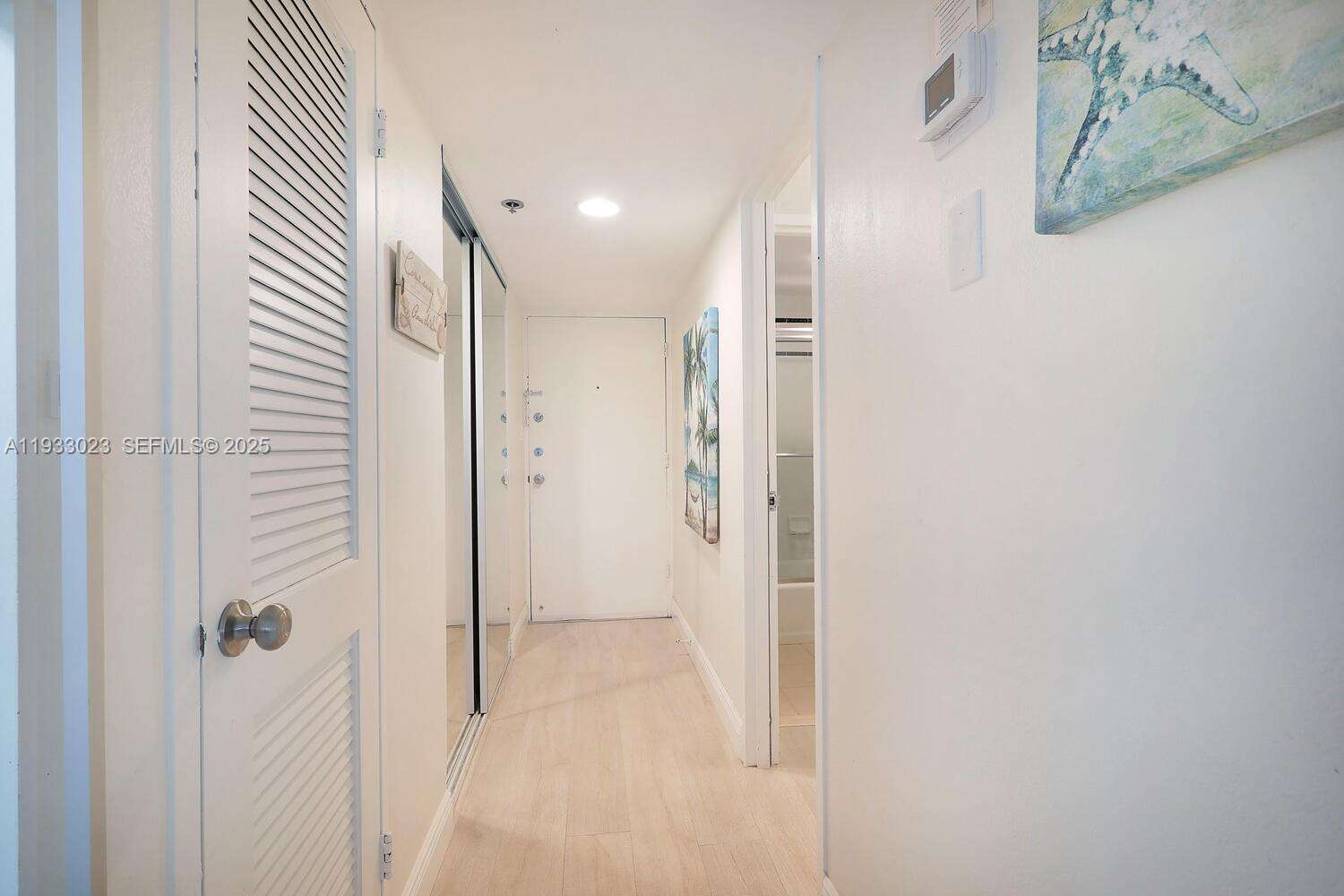 Decoplage Unit #330 | Picture 7