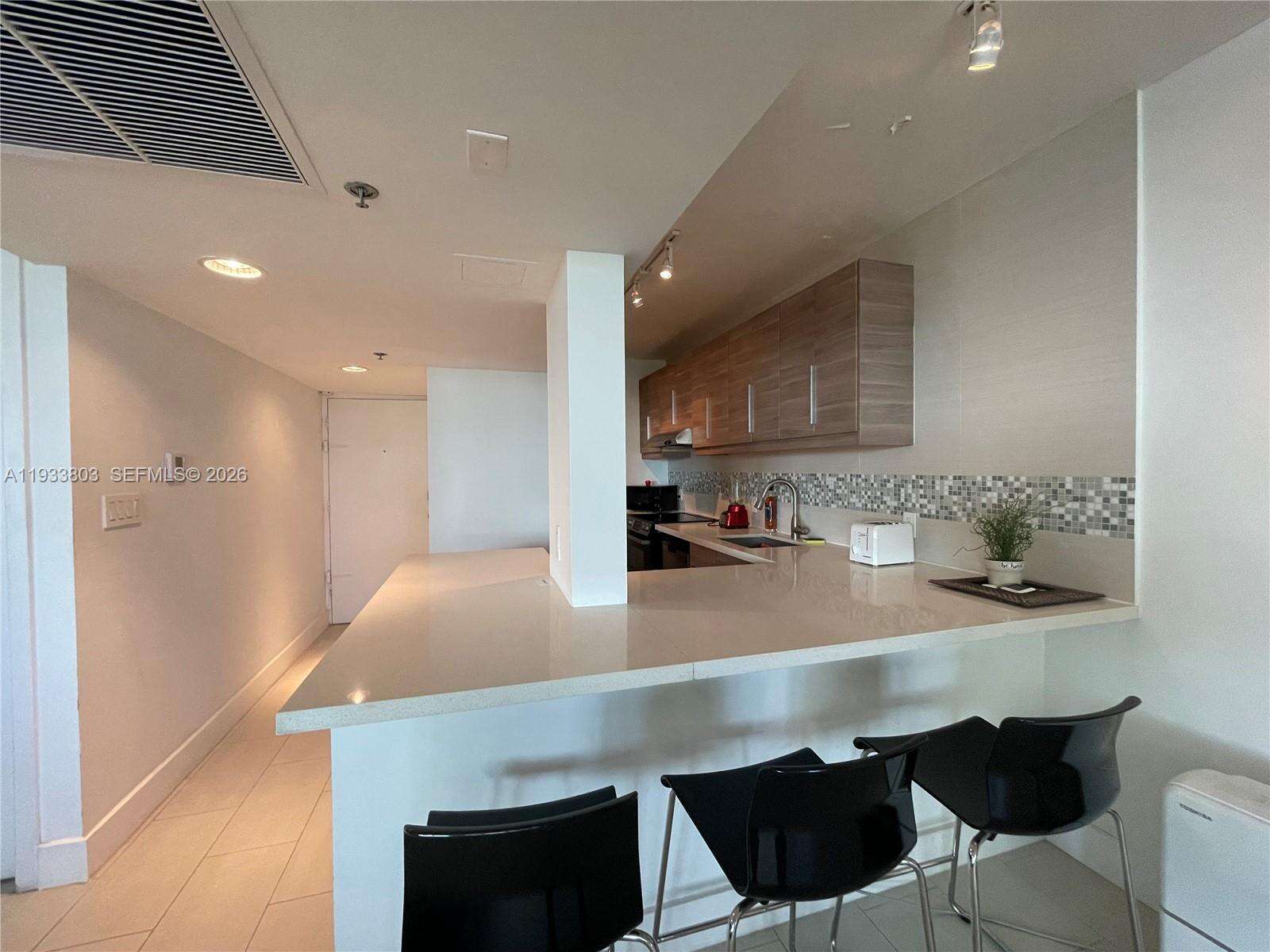 Decoplage Unit #440 | Picture 4