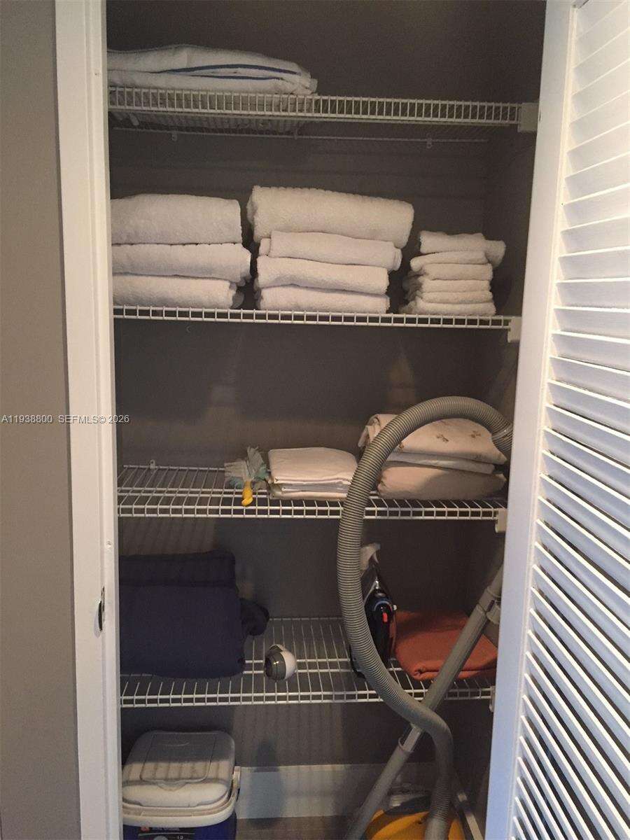 Decoplage Unit #314-B | Picture 25