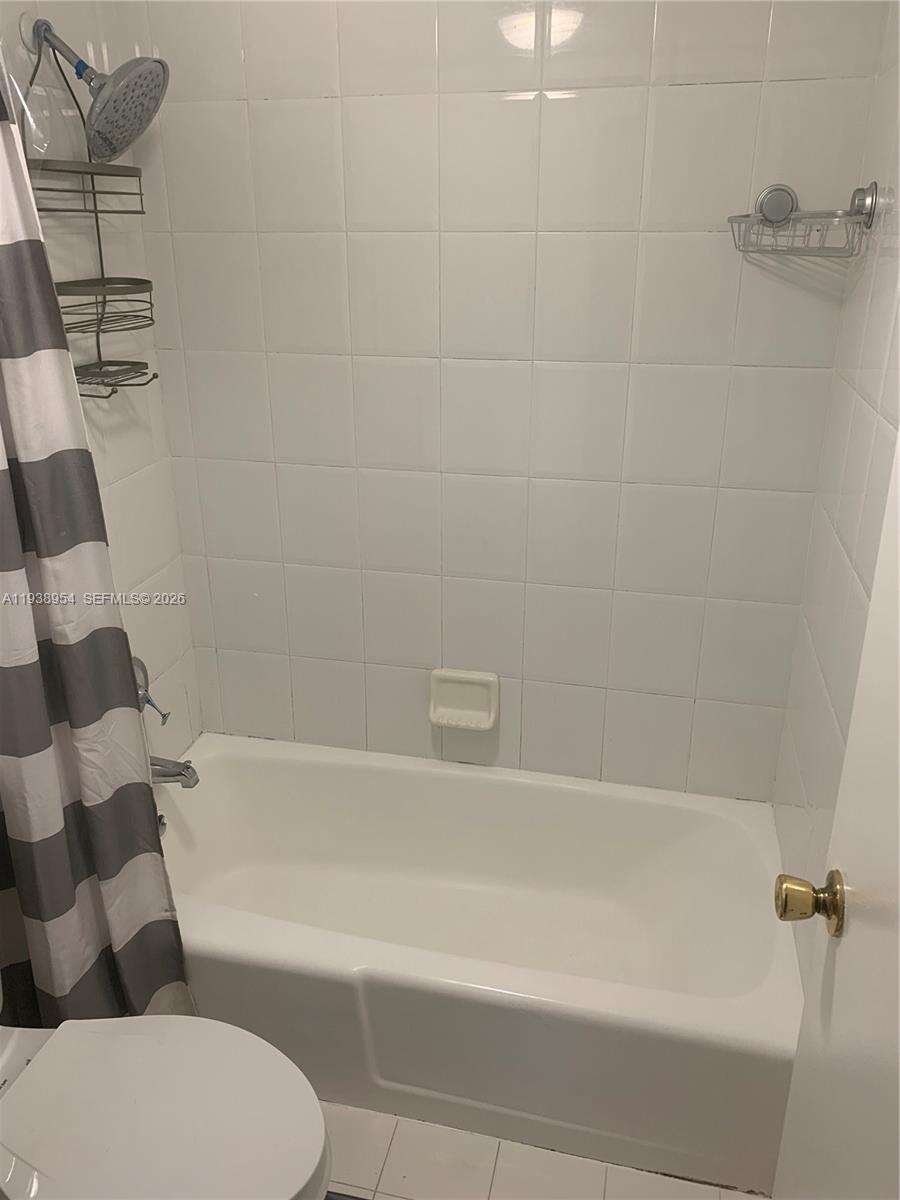 Decoplage Unit #805 | Picture 14