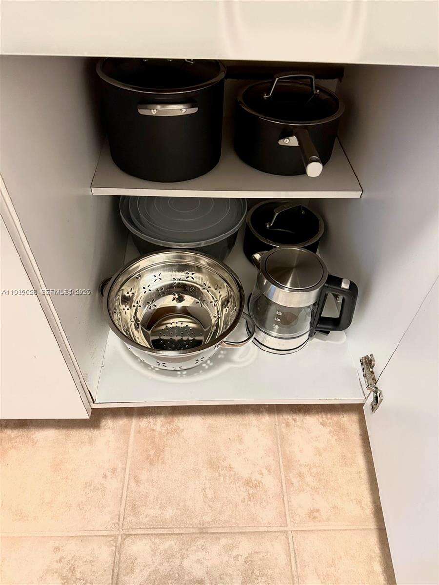 Decoplage Unit #431 | Picture 17