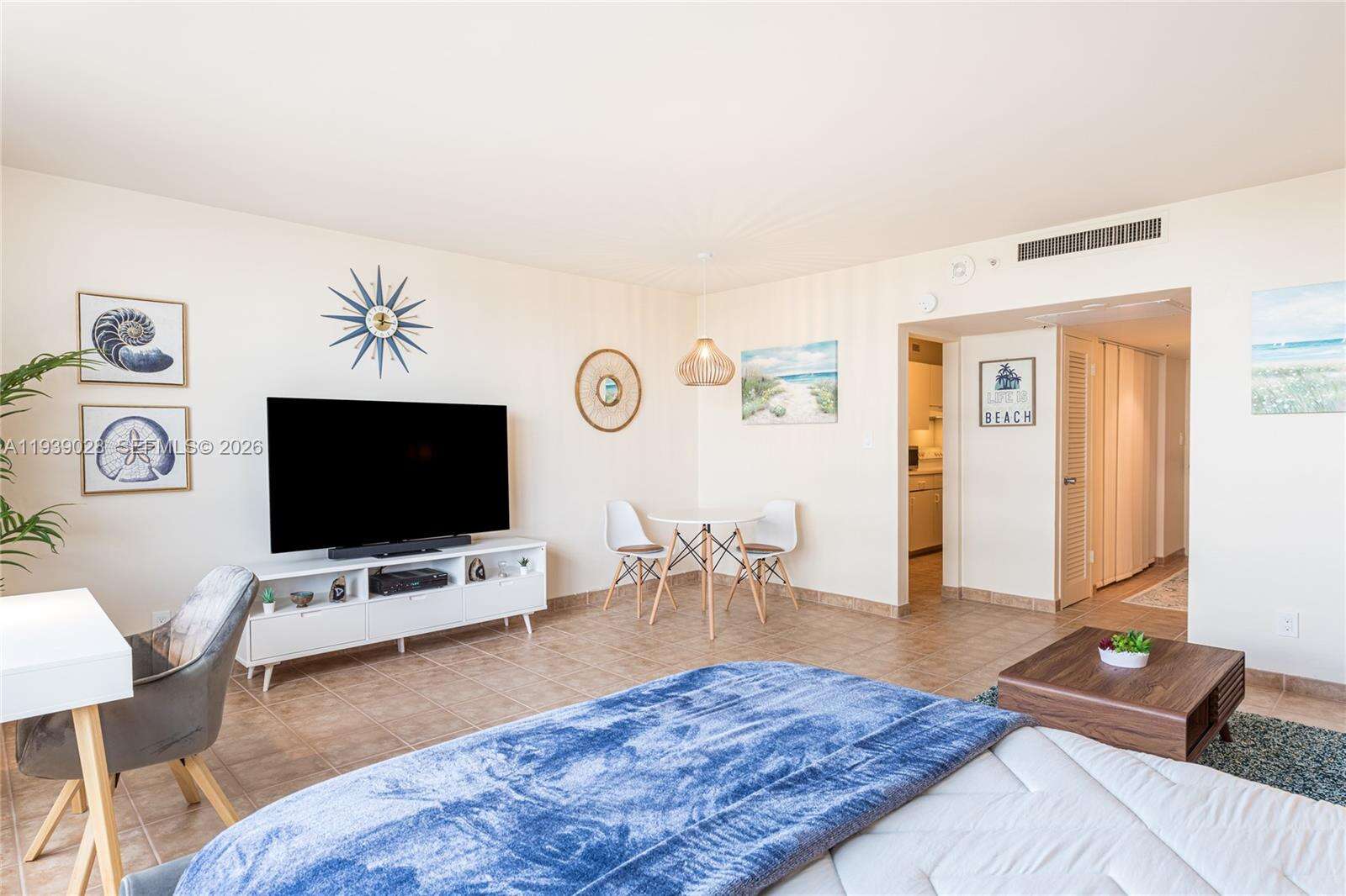 Decoplage Unit #431 | Picture 7