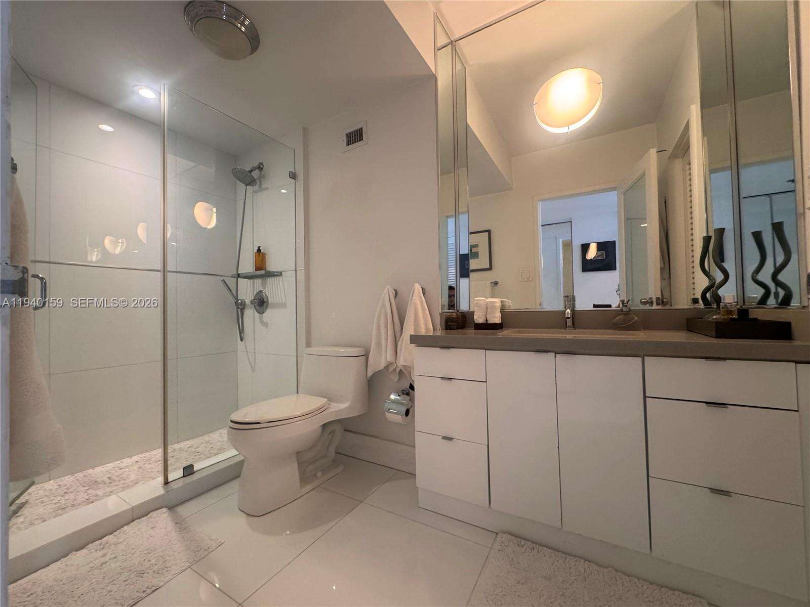 Decoplage Unit #1230 | Picture 12