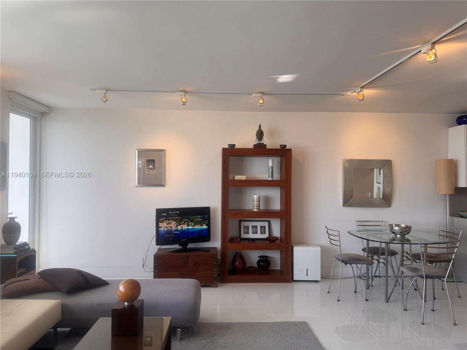 Decoplage Unit #1230 | Picture 7