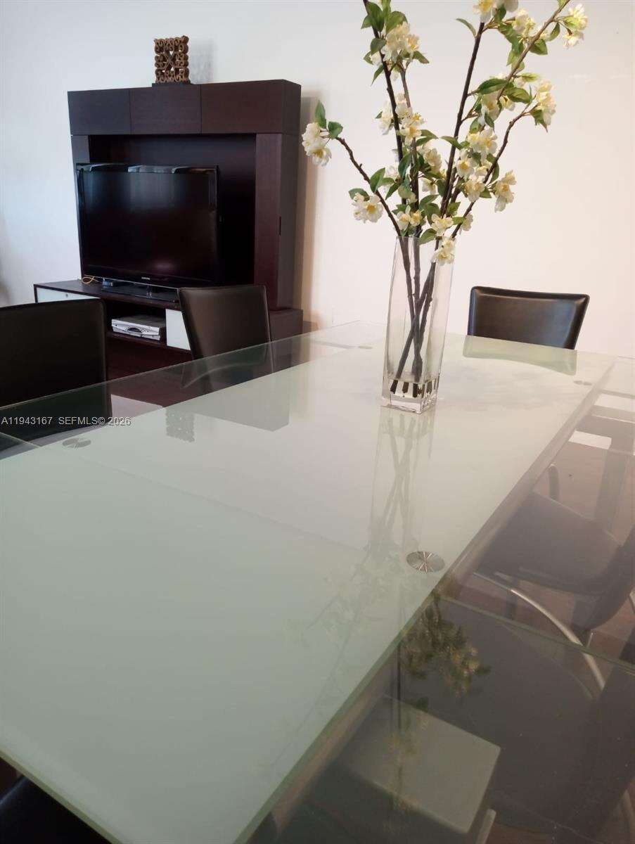 Decoplage Unit #814 | Picture 22