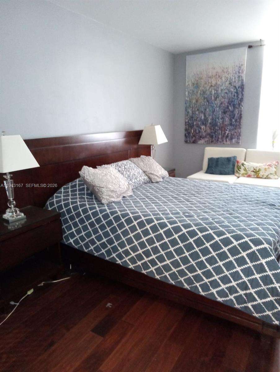 Decoplage Unit #814 | Picture 4