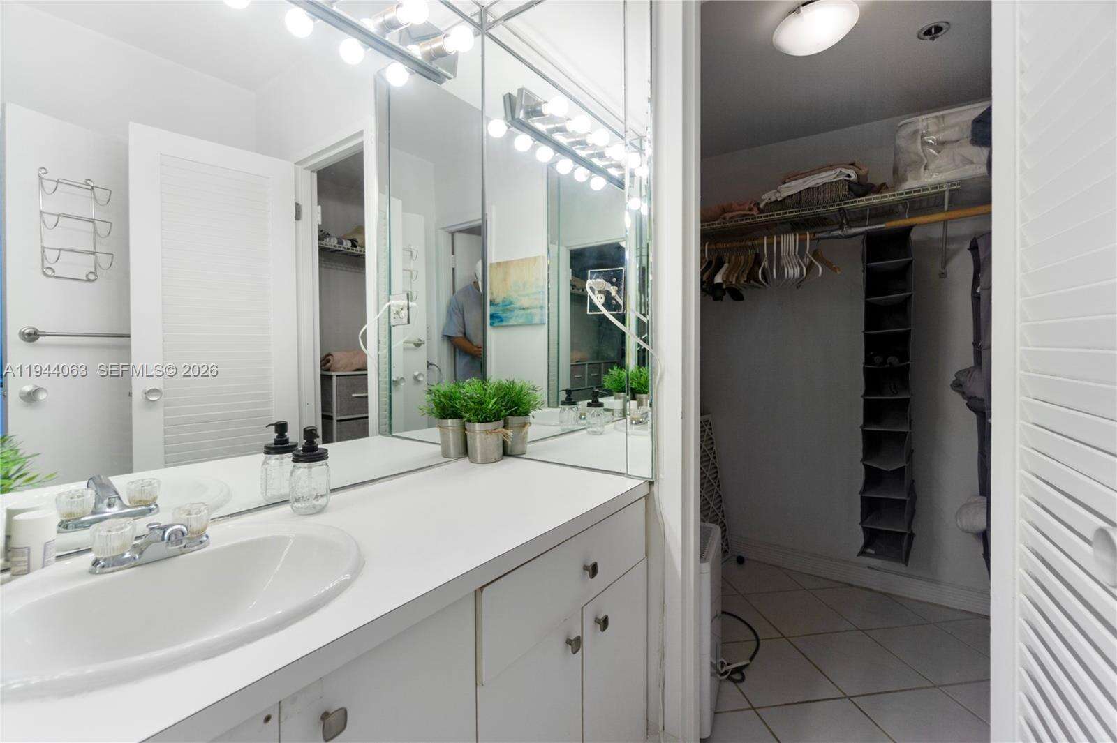 Decoplage Unit #1117 | Picture 12