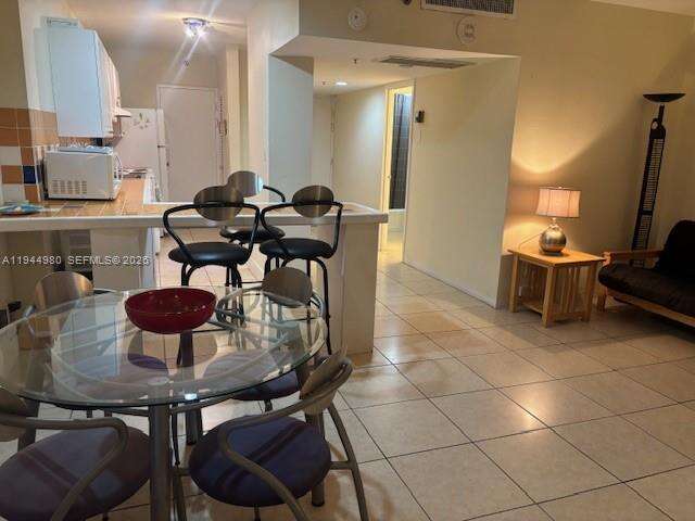 Decoplage Unit #512 | Picture 7