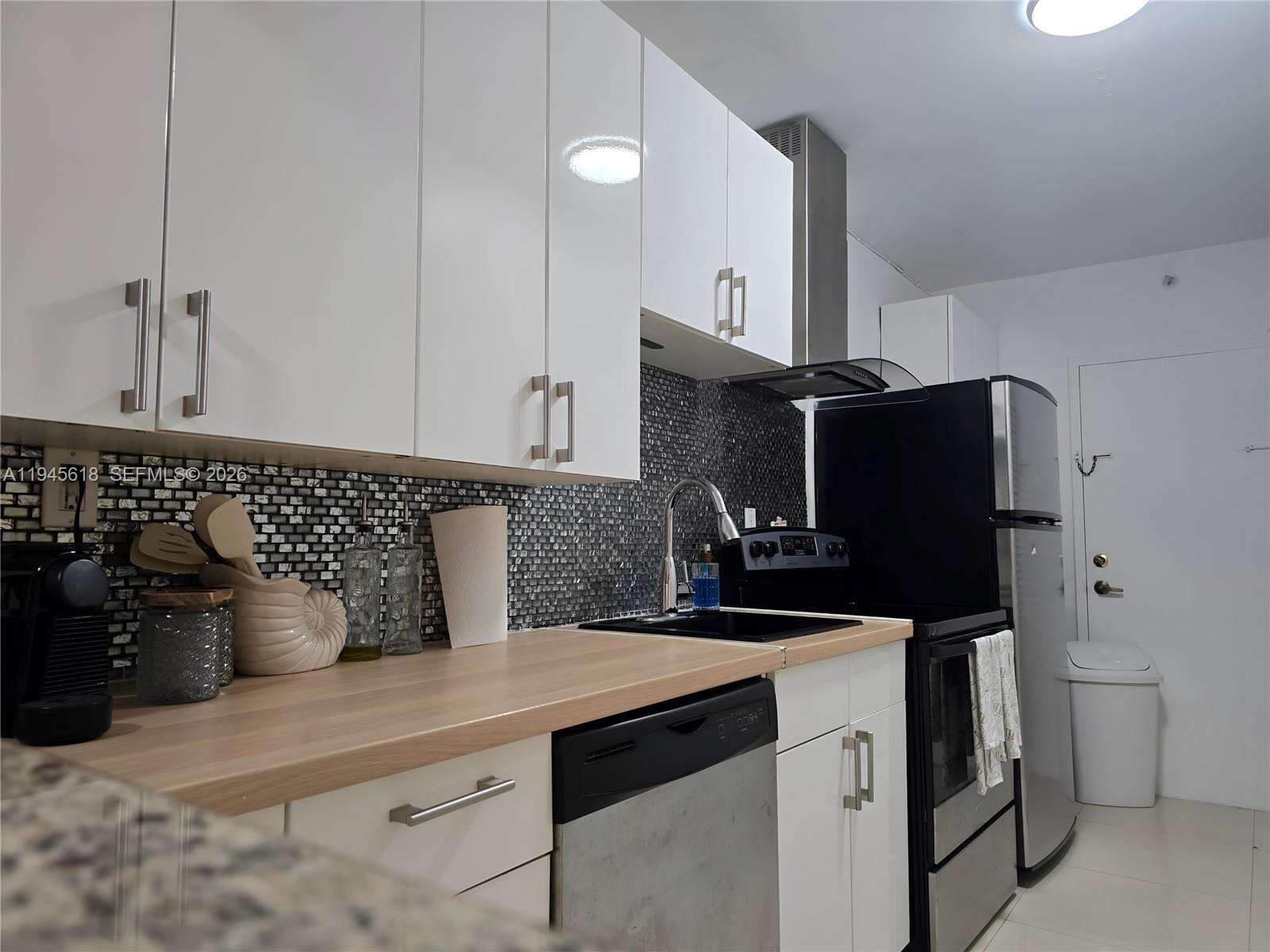 Decoplage Unit #503 | Picture 9