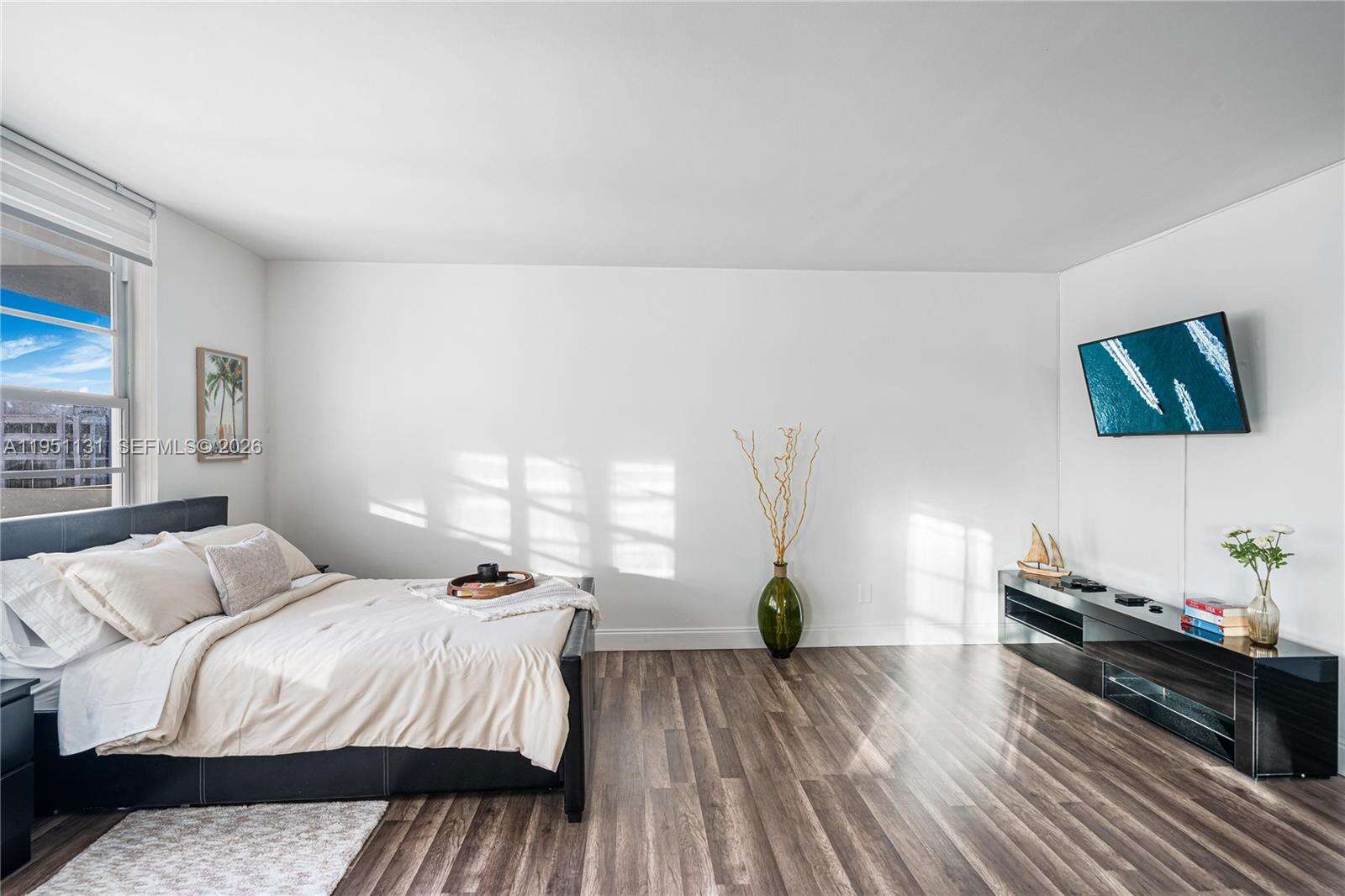 Decoplage Unit #901 | Picture 3